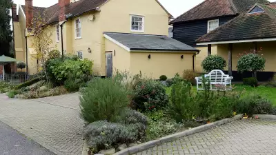 Exterior shot of The Bildeston Crown