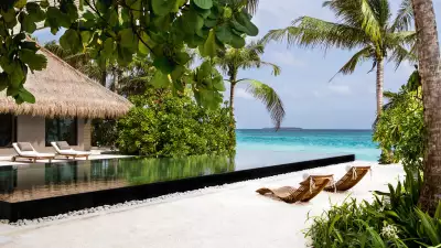 Loungers and beach at Cheval Blanc villas