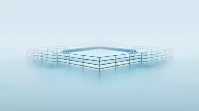 View of Shoalstone seawater pool in Devon in the morning fog