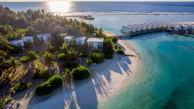 Aerial view of Holiday Inn Kandooma Maldives