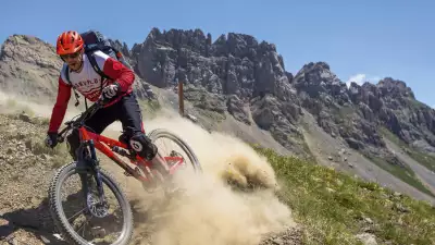 Riding the GR58 route in the southern French Alps