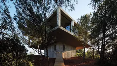 Solo Houses, luxury holiday accommodation in a natural park in Spain