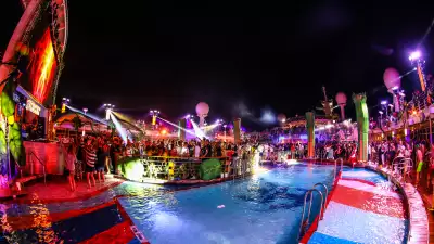 The poolside outdoor stage at Ark festival