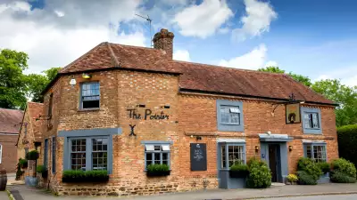 Exterior of The Pointer at Brill