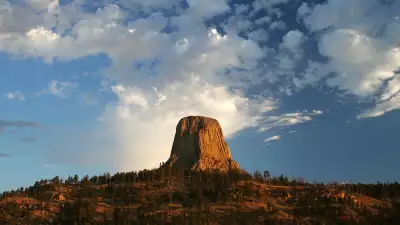 Devil's Tower National Monument at sunrise