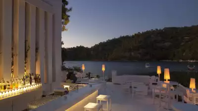 Outdoor dining at Hillside Beach Club luxury resort