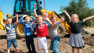 Kids having fun at Diggerland