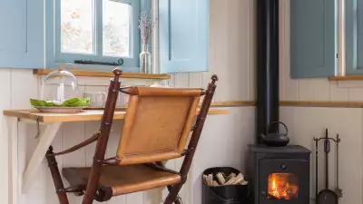 Interior of the shepherds hut at Daisybank B&B in the New Forest