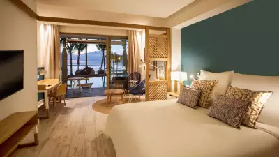 Victoria Beachcomber Resort & Spa