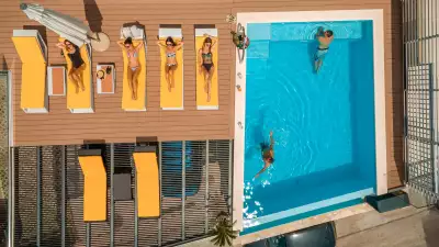 The Villa Week: by the pool