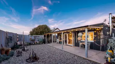 Self-catering accommodation: The Lobster Pot, Cornwall
