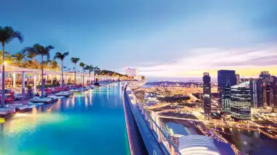 World's Most Awesome Swimming Pools: Marina Bay Sands Hotel Singapore