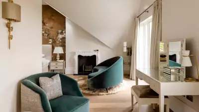 London Airbnb: Villa, Barnes