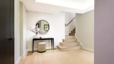 LOGAN PLACE &ndash; FLAT 1, Earl's Court