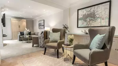 HERBERT CRESCENT, KNIGHTSBRIDGE