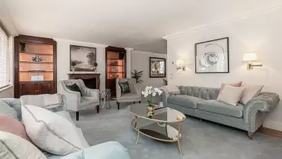 HERBERT CRESCENT, KNIGHTSBRIDGE