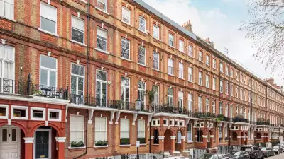TOWNHOUSE, EARL&rsquo;S COURT