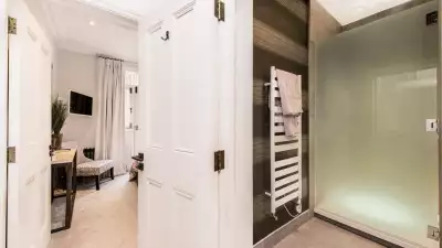 TOWNHOUSE, EARL&rsquo;S COURT
