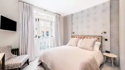 TOWNHOUSE, EARL&rsquo;S COURT