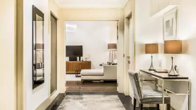 BEAUFORT PLACE, KNIGHTSBRIDGE