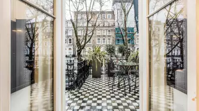 BEAUFORT PLACE, KNIGHTSBRIDGE