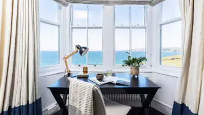 Cornish cottages by the sea: Anchorage, Port Isaac