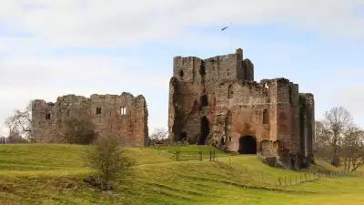Brougham Castle, Lady Anne's Way
