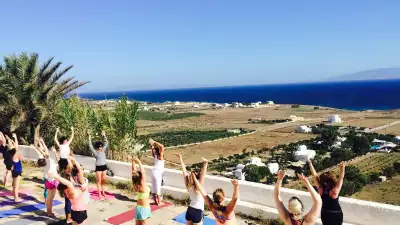Santorini retreat, Adventure Yogi