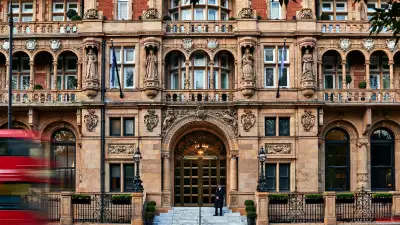 The lovely exterior of Kimpton Fitzroy in Bloomsbury
