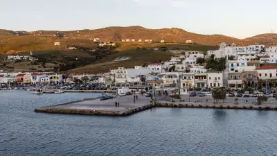 Gavrio&rsquo;s port