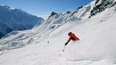 Powder skiing in Chamonix
