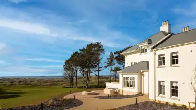 Dunluce Lodge