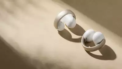 Soundcore AeroClip headphones