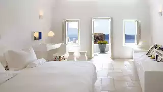 grace-santorini-suite