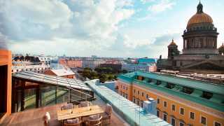 W-St-Petersburg---miXup-Terrace-day-1