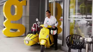 Giovane-Vespa