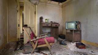 Rubble-filled lounge in Outer Hebrides
