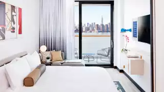 Manhattan seen from an incredible interior in Brooklyn