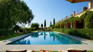 The pool at Castello del Nero