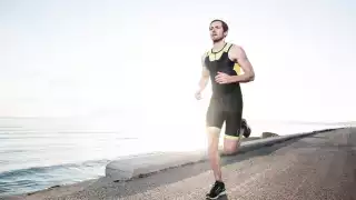 Male runner in 2XU compression garments