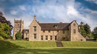 Self-catering accommodations in the UK and Ireland: Horton Court