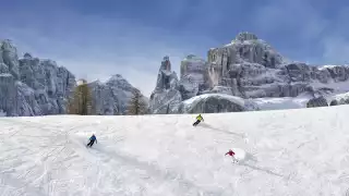 Skiing the Sellaronda