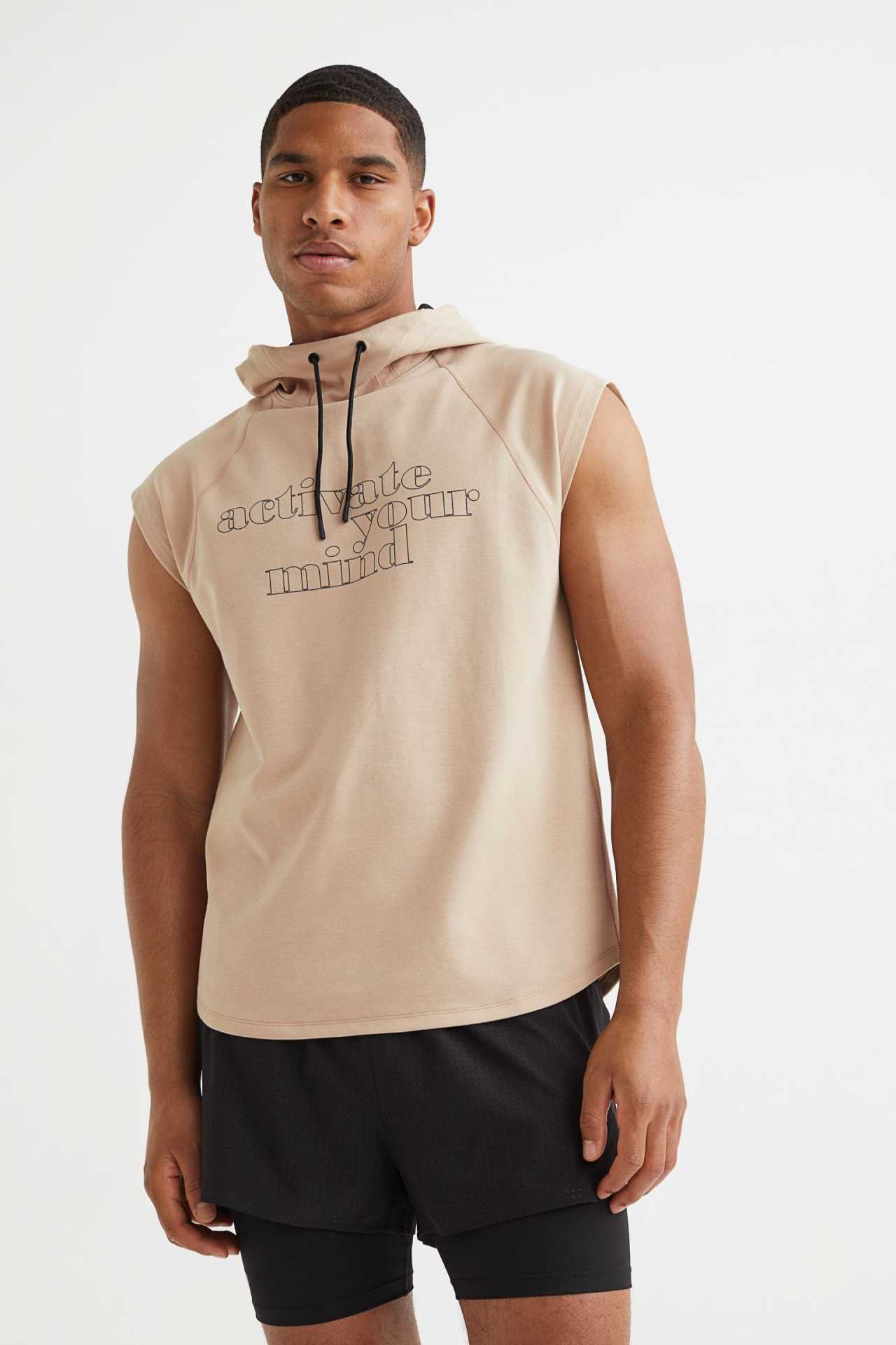 Relaxed Fit Fast-drying sports top