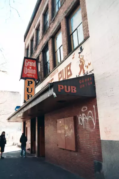 Best city breaks: pub in Vancouver, Canada