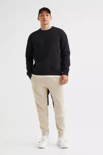 Sports joggers