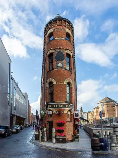Bittles Bar exterior