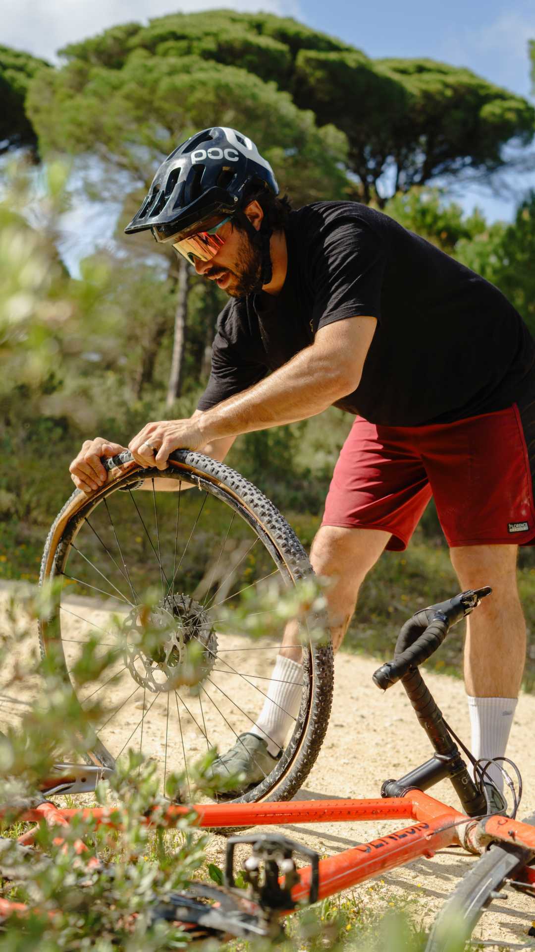 Bad luck strikes twice as Kennedy faces two flat tyres during the bike ride Bad luck strikes twice as Kennedy faces two flat tyres during the bike ride