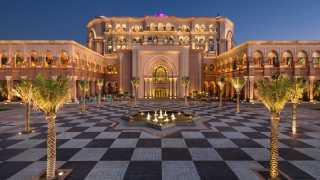 Courtyard at Kempinski Emirates Palace in Abu Dhabi