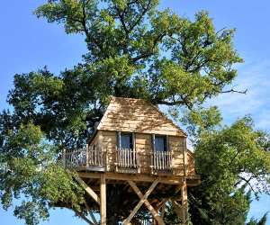 treehouse hotel France
