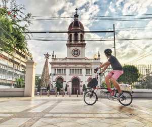 A Brompton rider in Bangkok, Thailand